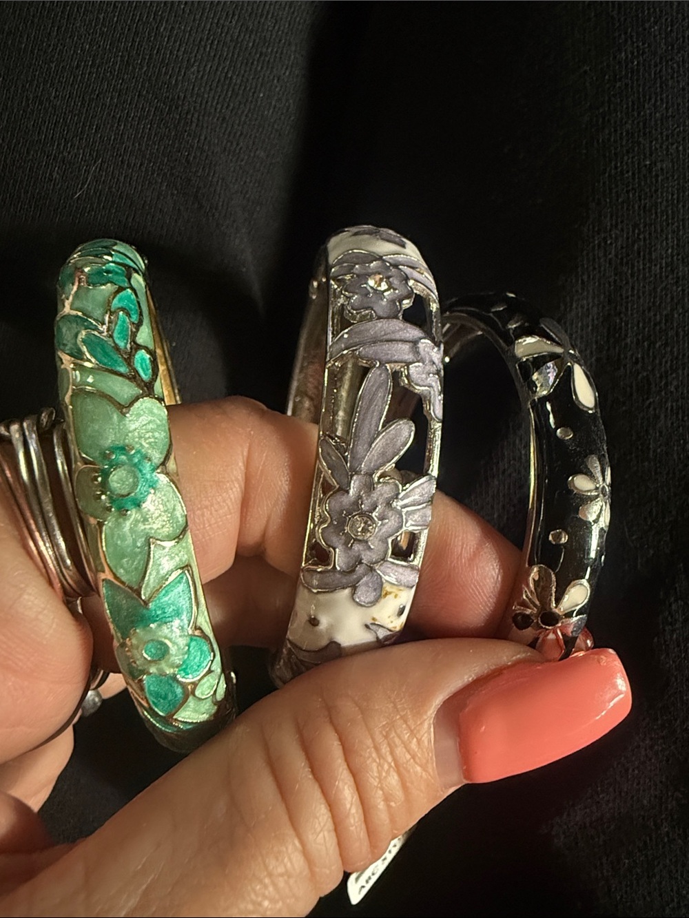 Floral Cloisonné Bangle Bracelet - Green, White, Black